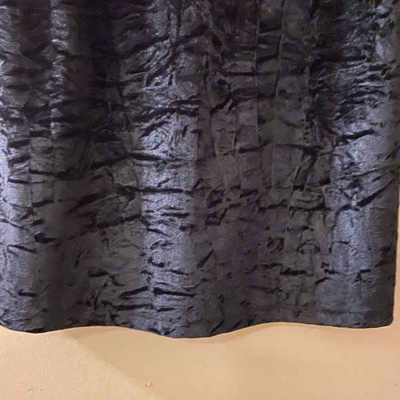 Black brushed velvet look sleeveless dress size medium - Picture 4 of 7